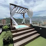Hotel Tryp Medellin Estadio